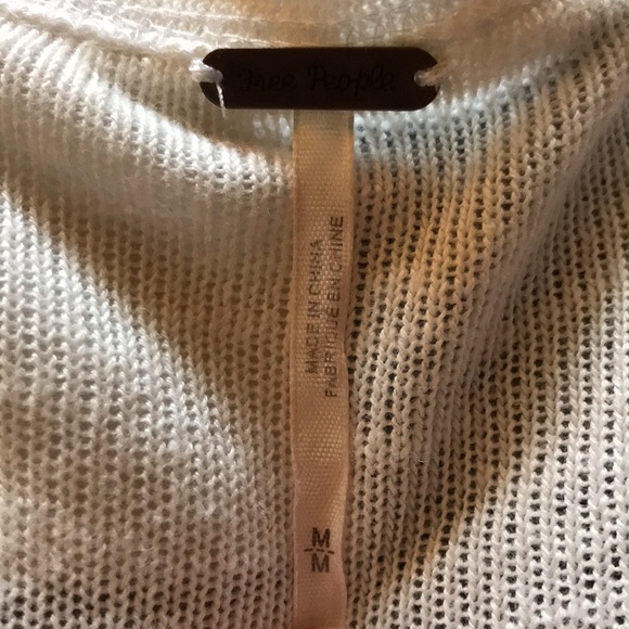 $128 FREE PEOPLE White DAYS LIKE THIS Oversized Cardigan Shrug Batwing Sweater M - Picture 12 of 15